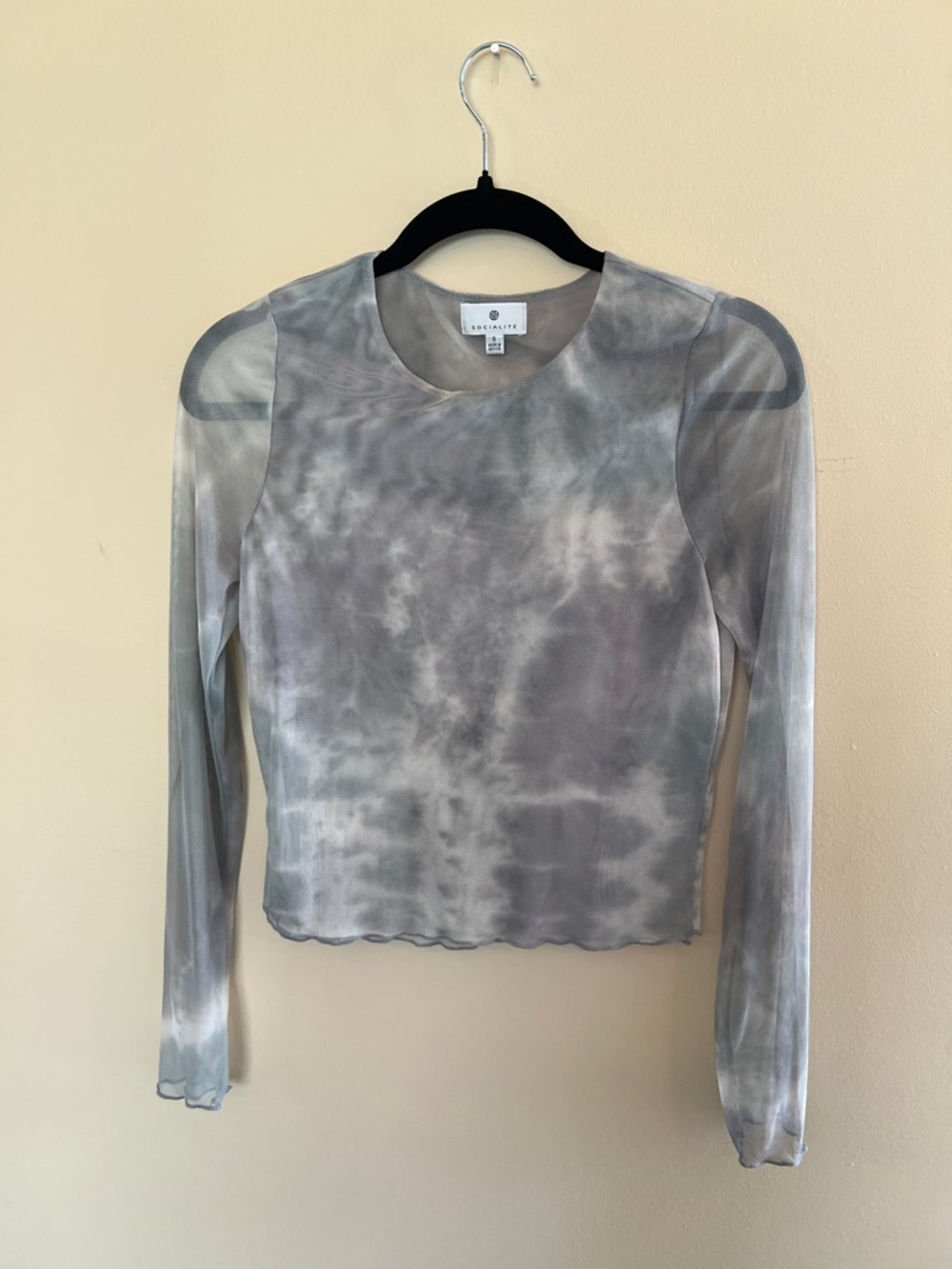 Socialite Gray Tie-Dye Mesh Long Sleeve Crop Top
